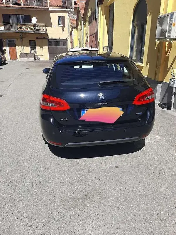 Begagnad Peugeot 308 SW Active 120 HK (88 kW) 2016 Svart Kombi