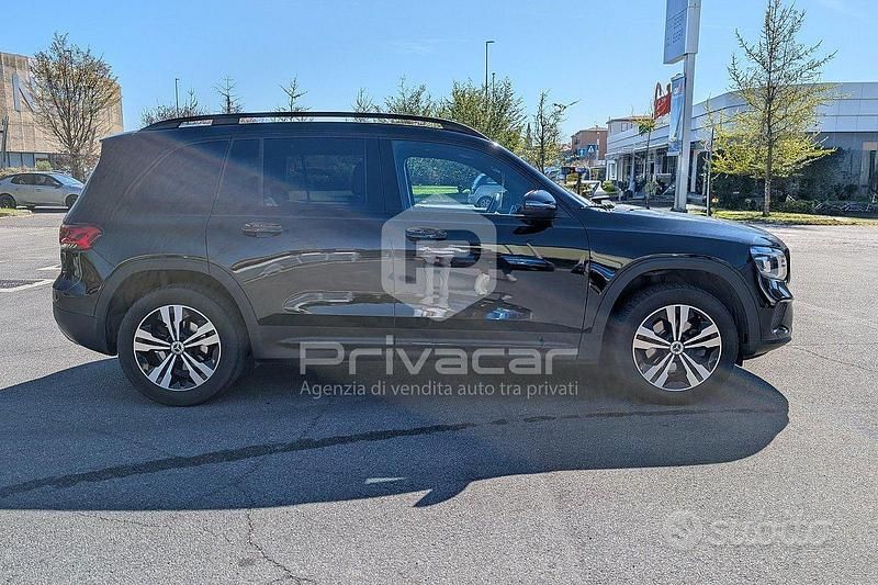 Usata Mercedes GLB180 116 CV (85 kW) 2022 Nero SUV