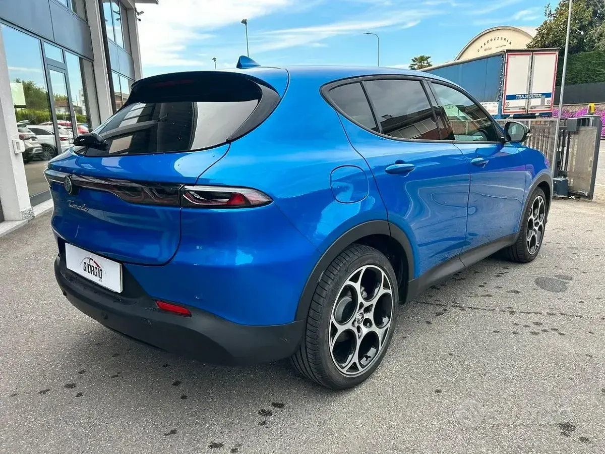 Usata Alfa Romeo Tonale Sprint 130 CV (95 kW) 2022 Bluazzurro SUV