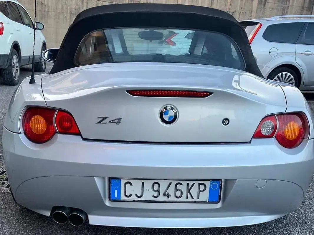 Usata BMW Z4 192 CV (141 kW) 2003 Argento Cabrio