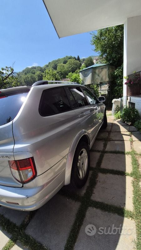 Usata Ssangyong (KGM) Kyron 141 CV (103 kW) 2007 Grigio SUV