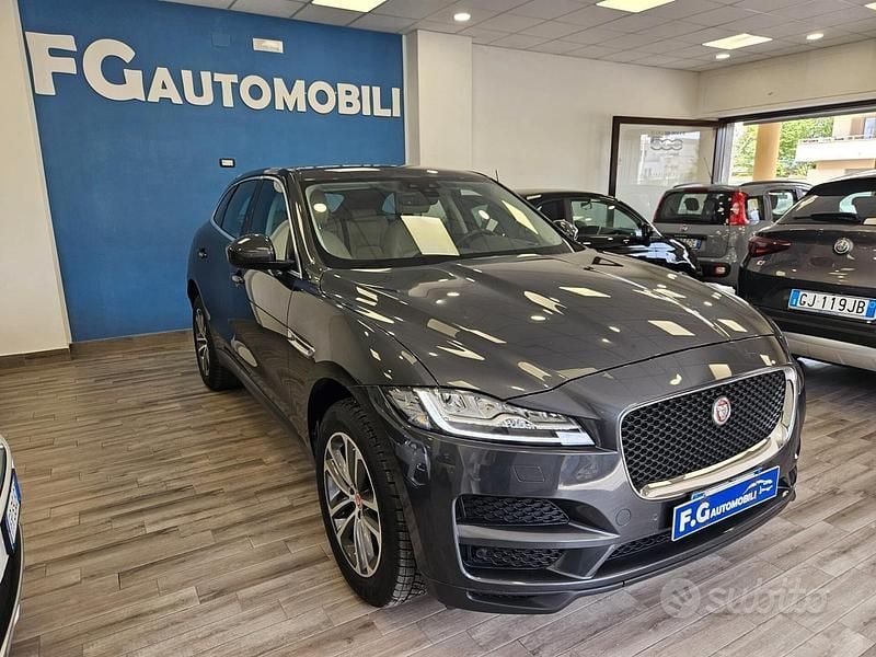 Usata Jaguar F-Pace Prestige 180 CV (132 kW) 2019 Grigio SUV