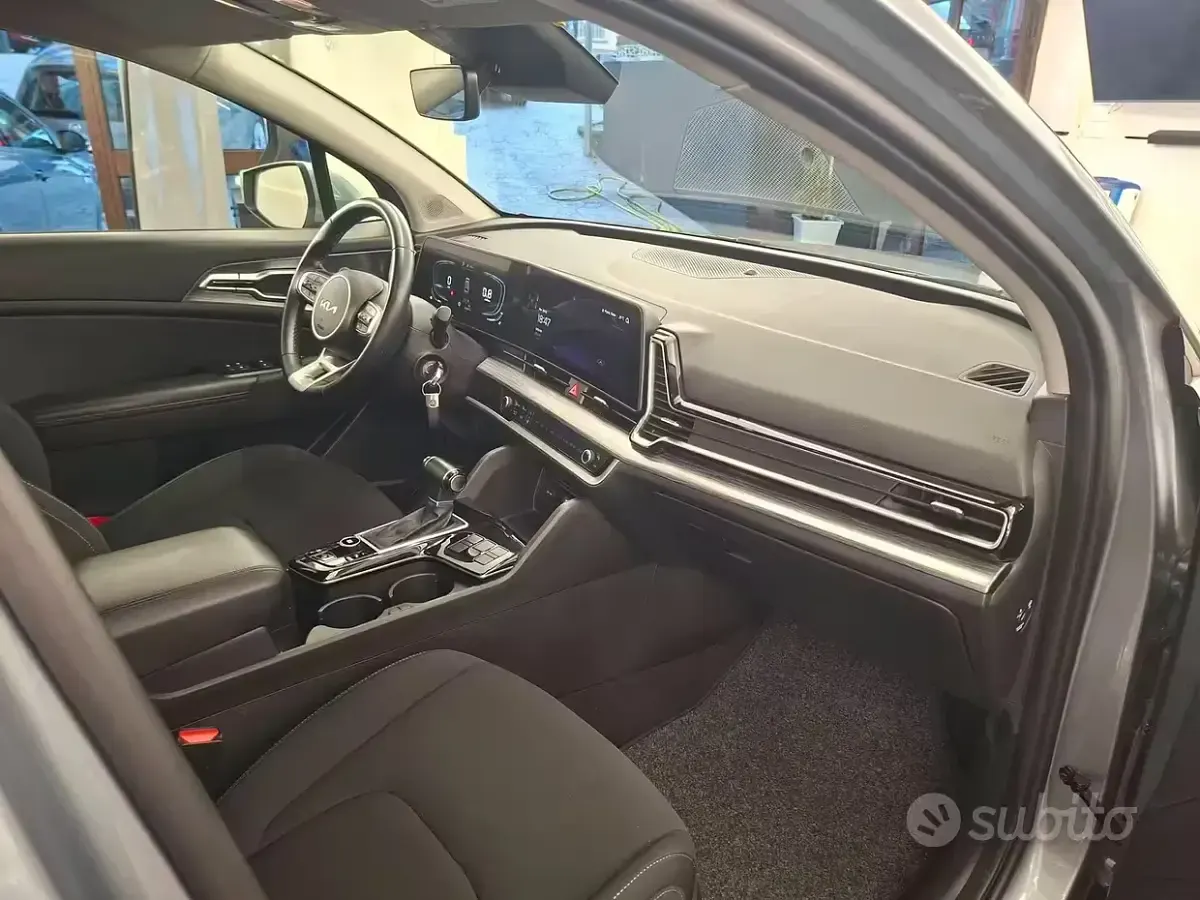 Usata Kia Sportage 136 CV (100 kW) 2023 Grigio SUV