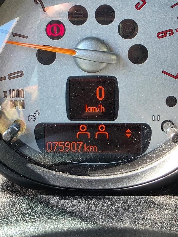 Usata Mini Cooper D 2014 Utilitaria
