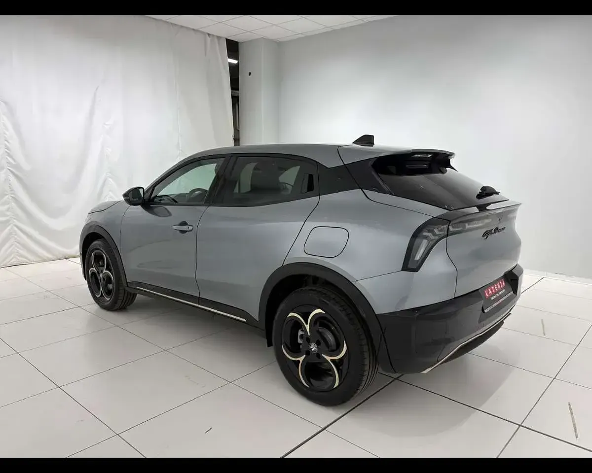 Usata Alfa Romeo GT Junior 136 CV (100 kW) 2025 Grigio arese SUV