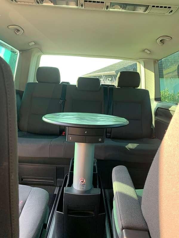 Usata VW Multivan Highline 131 CV (96 kW) 2004 Argento Furgone