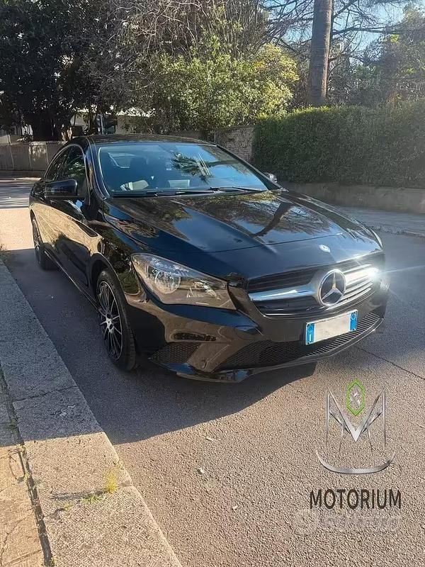 Usata Mercedes CLA180 Business 109 CV (80 kW) 2016 Nero Berlina