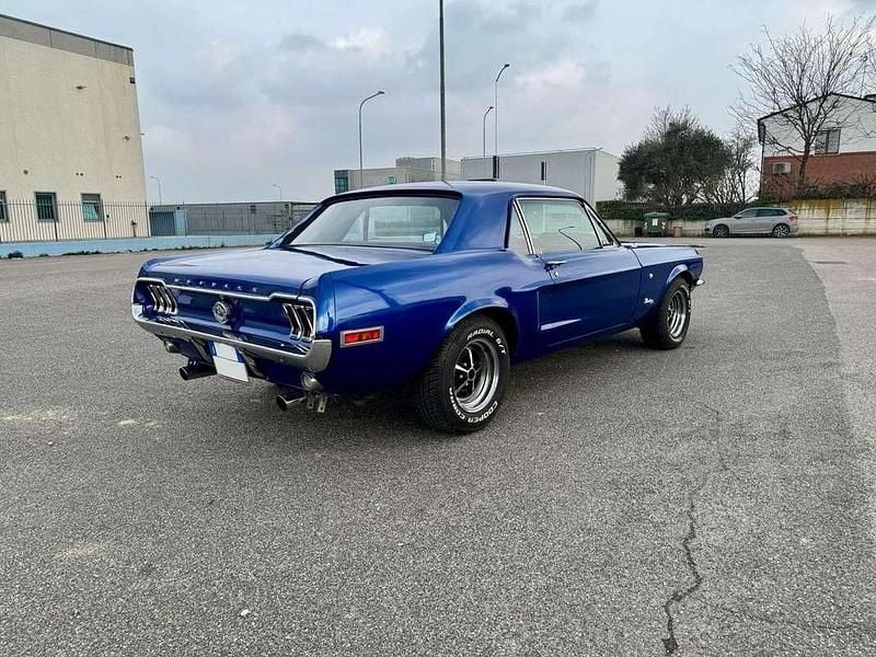 Usata Ford V8 310 CV (228 kW) 1968 Blu/azzurro Coupé