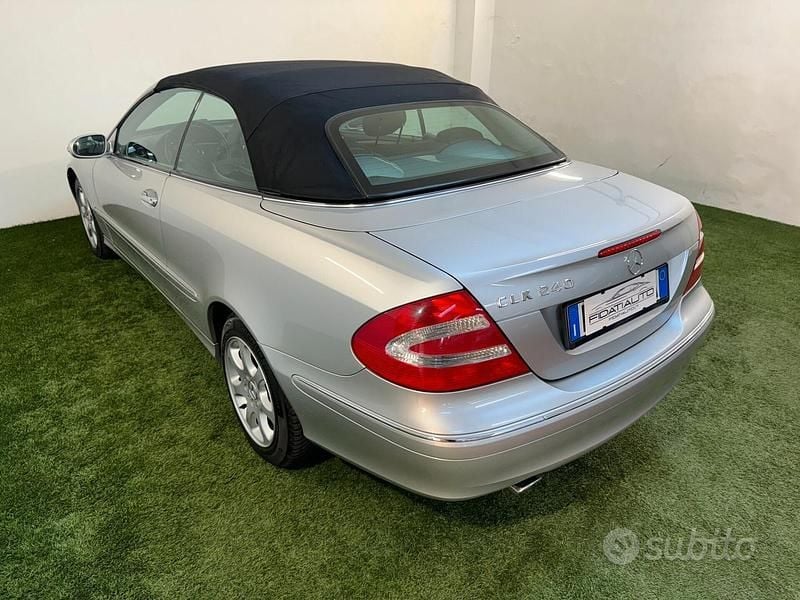 Usata Mercedes CLK240 Elegance 170 CV (125 kW) 2005 Grigio Cabrio
