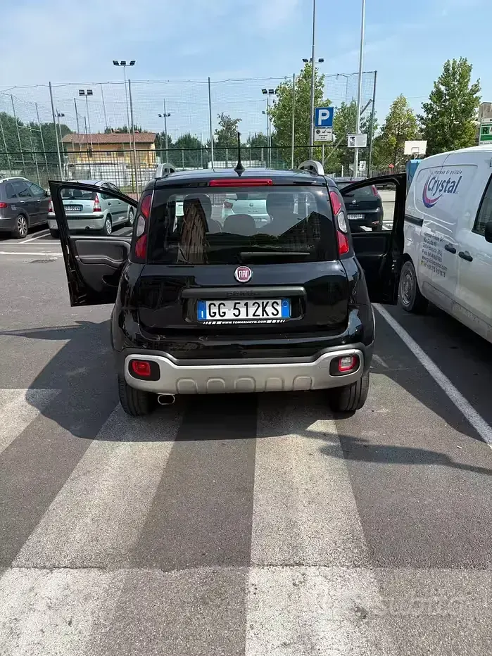 Usata Fiat Panda Cross Cross 85 CV (62 kW) 2021 Nero Utilitaria