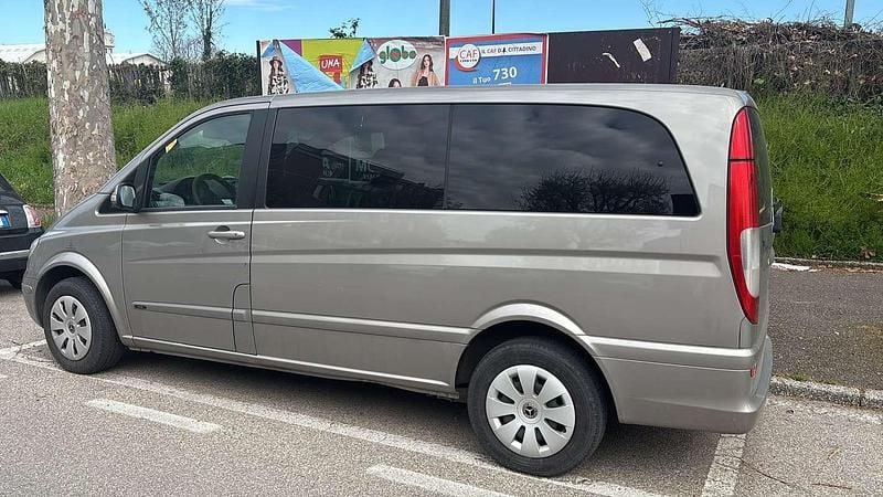 Usata Mercedes Viano 150 CV (110 kW) 2008 Monovolume