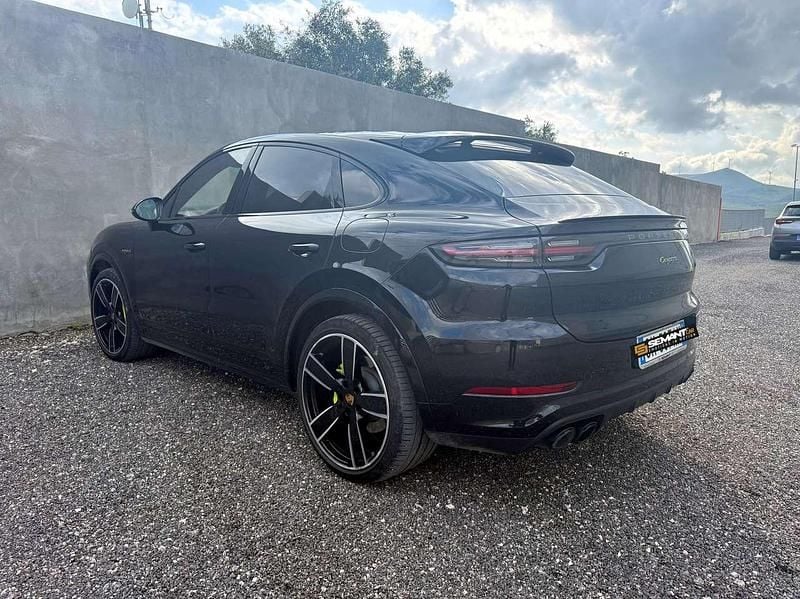 Usata Porsche Cayenne Platinum Edition 340 CV (250 kW) 2022 Nero SUV