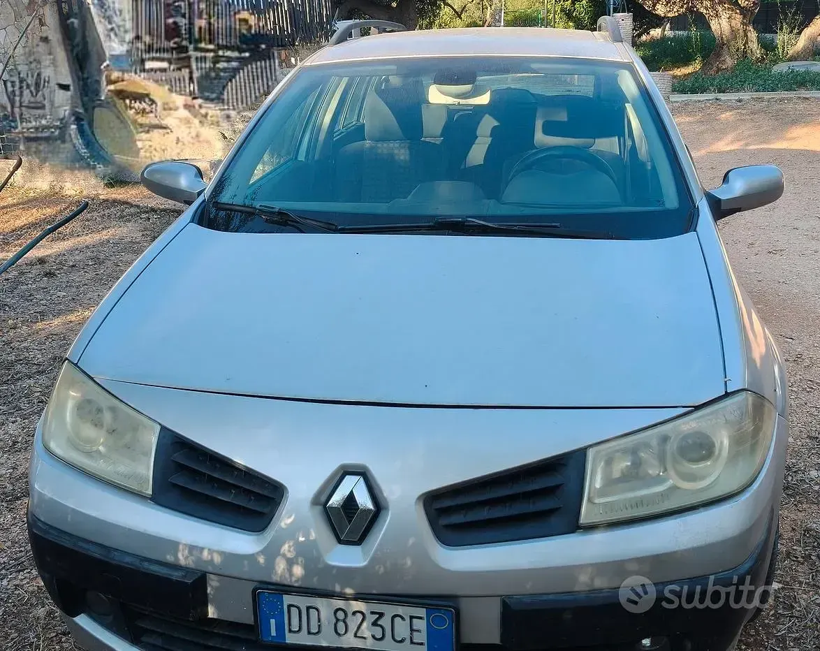 Usata Renault Mégane GrandTour 106 CV (77 kW) 2006 Grigio Station wagon
