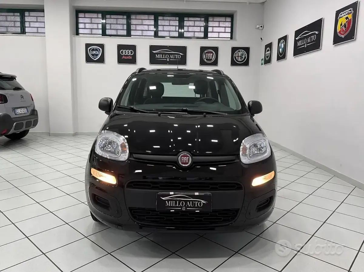 Usata Fiat Panda Easy 69 CV (50 kW) 2019 Nero Utilitaria