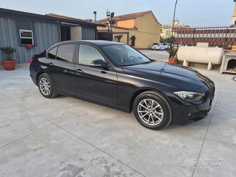 Usata BMW 316 115 CV (84 kW) 2014 Nero Berlina