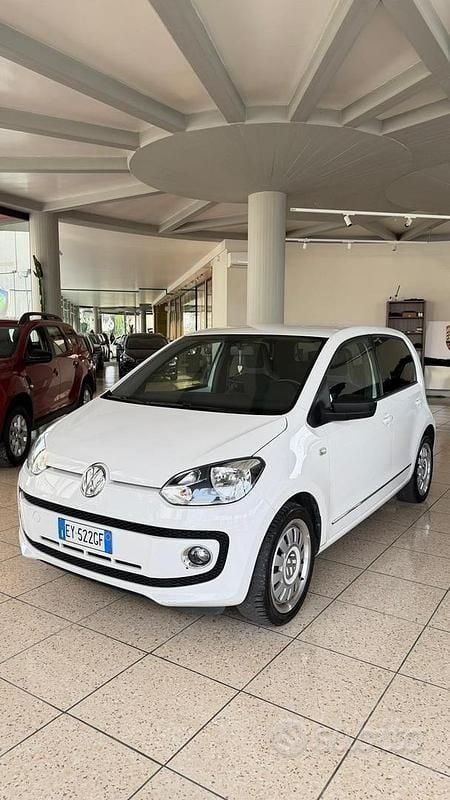 Usata VW up! 67 CV (49 kW) 2015 Bianco Utilitaria