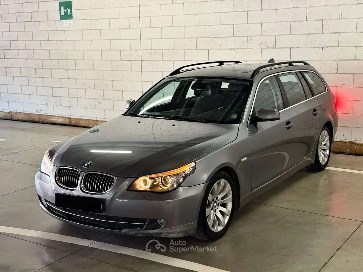 Usata BMW 530 235 CV (172 kW) 2008 Argento Station wagon