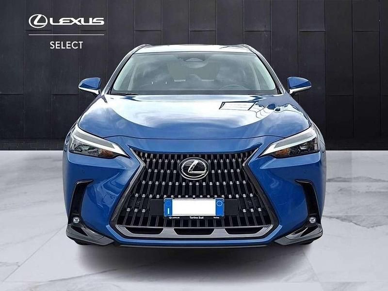 Usata Lexus NX350h 243 CV (178 kW) 2023 Blu SUV