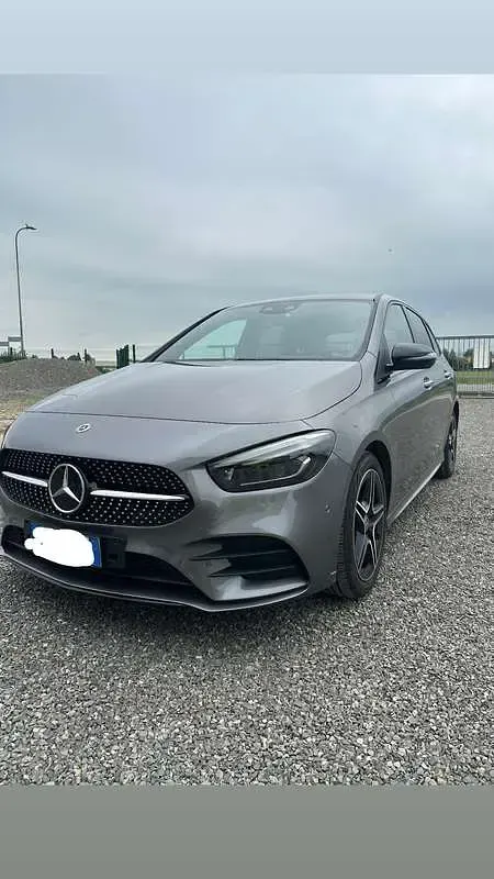 Gebraucht Mercedes B250e 160 PS (117 kW) 2022 Van / Kleinbus