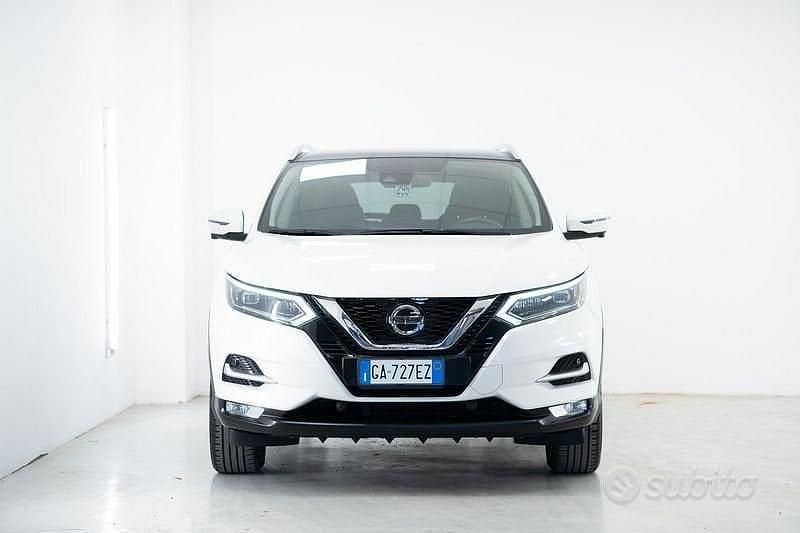 Usata Nissan Qashqai N-Connecta 160 CV (117 kW) 2020 Bianco SUV