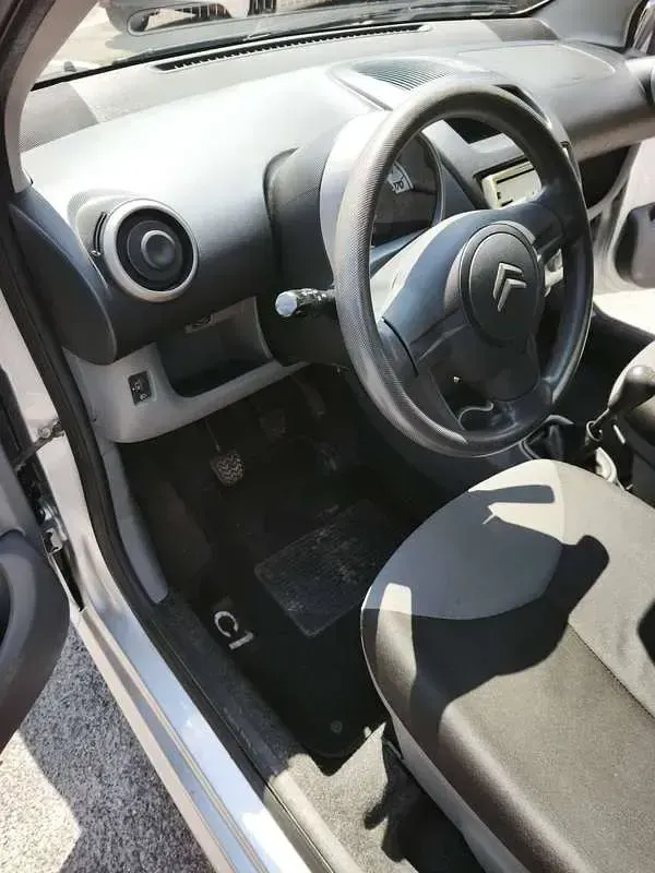 Usata Citroën C1 68 CV (50 kW) 2011 Argento Utilitaria
