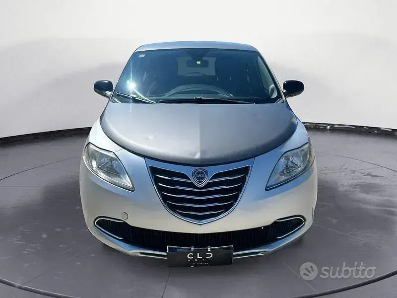 Usata Lancia Ypsilon S 86 CV (63 kW) 2012 Grigio Utilitaria