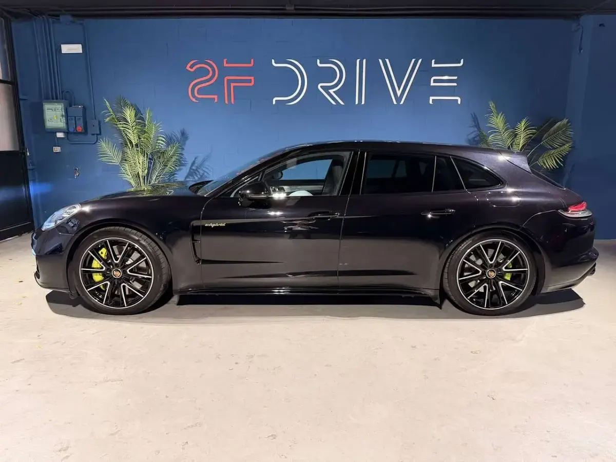 Usata Porsche Panamera 4S E-Hybrid Sport Turismo Sport Turismo 560 CV (411 kW) 2020 Nero Station wagon