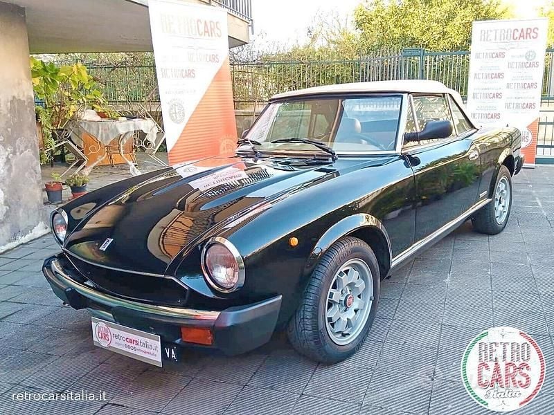 Usata Fiat 124 Spider 105 CV (77 kW) 1984 Cabrio