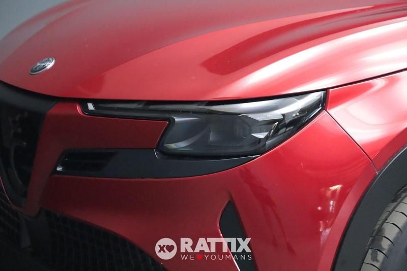 Nuova Alfa Romeo Junior Edizione Speciale 114 kW (156 CV) 2026 Rosso brera SUV