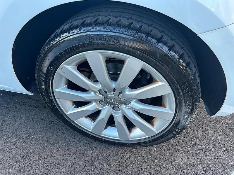 Usata Audi A1 Attraction 89 CV (65 kW) 2014 Bianco Utilitaria