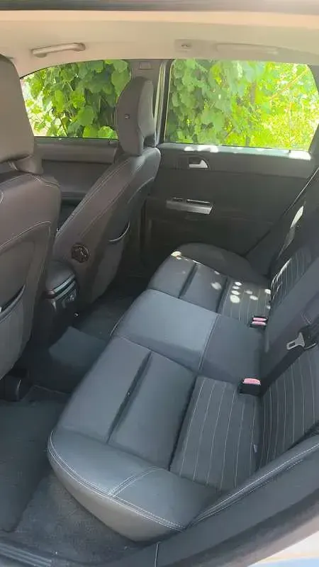 Usata Volvo V50 Momentum 109 CV (80 kW) 2006 Grigio Station wagon