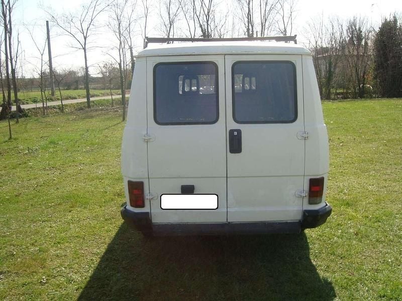 Usata Fiat Ducato 72 CV (52 kW) 1985 Bianco Furgone