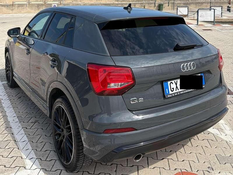 Usata Audi Q2 S-Line 116 CV (85 kW) 2020 Grigio SUV