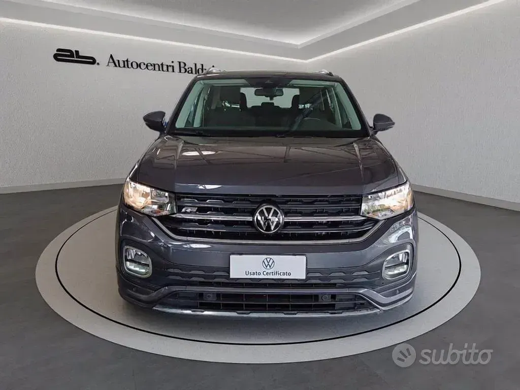 Occasion VW T-Cross Sportline 95 ch (69 kW) 2023 Gris SUV