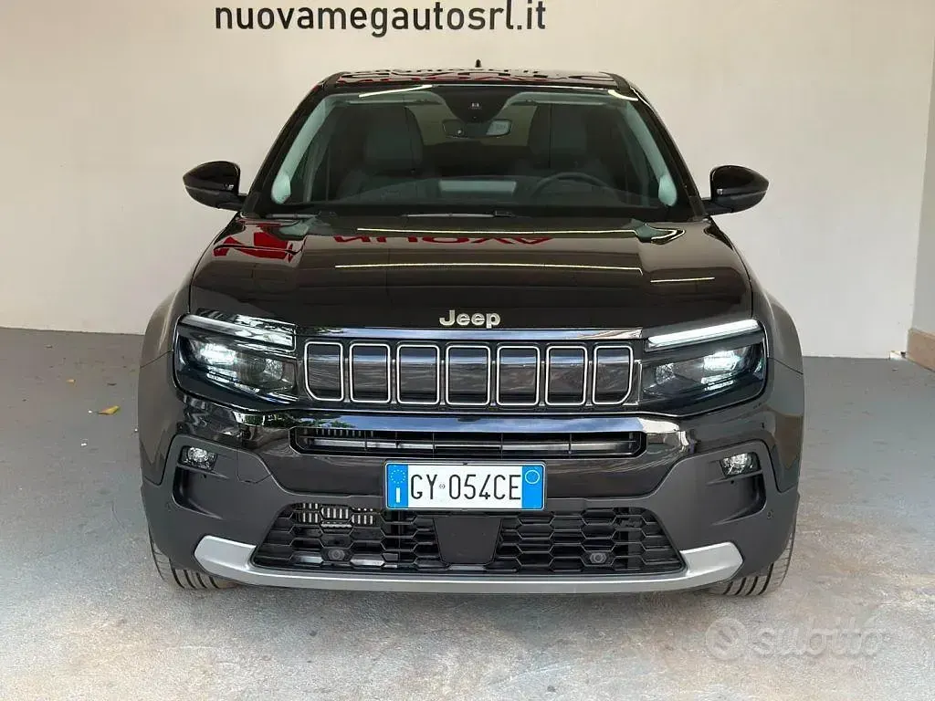 Usata Jeep Avenger Summit 101 CV (74 kW) 2025 Nero SUV