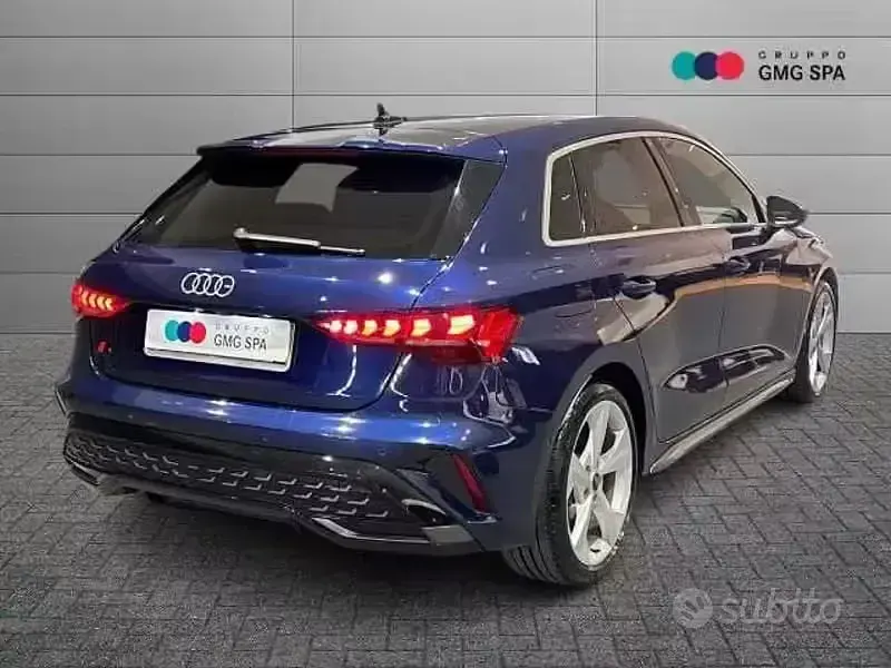 Gebraucht Audi A3 S-Line 150 PS (110 kW) 2024 Blau Limousine