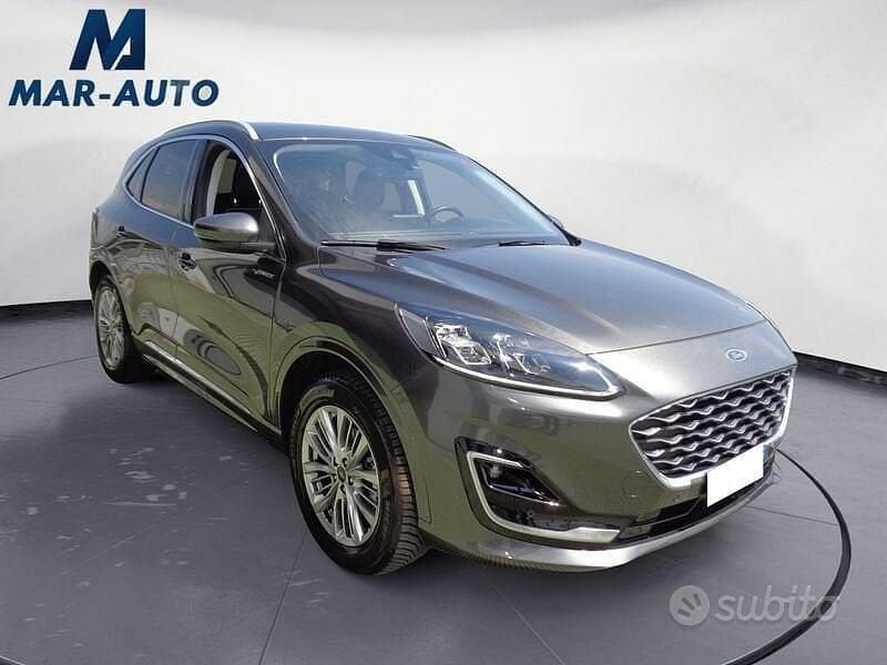 Usata Ford Kuga Vignale 225 CV (165 kW) 2021 Grigio scuro SUV