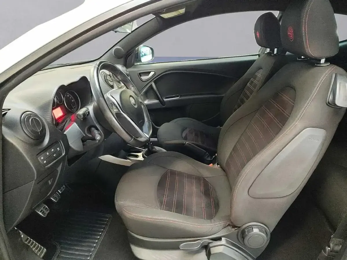 Usata Alfa Romeo MiTo 78 CV (57 kW) 2018 Grigio Utilitaria