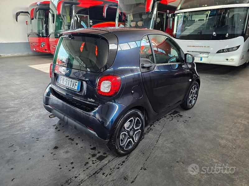 Usata Smart ForTwo Coupé Passion 90 CV (66 kW) 2017 Blu Coupé
