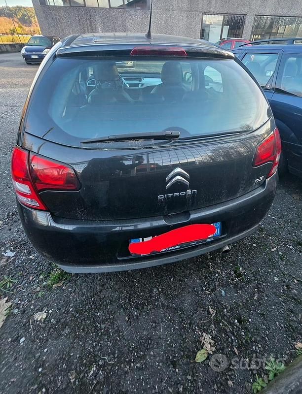 Begagnad Citroën C3 68 HK (50 kW) 2012 Svart Sedan