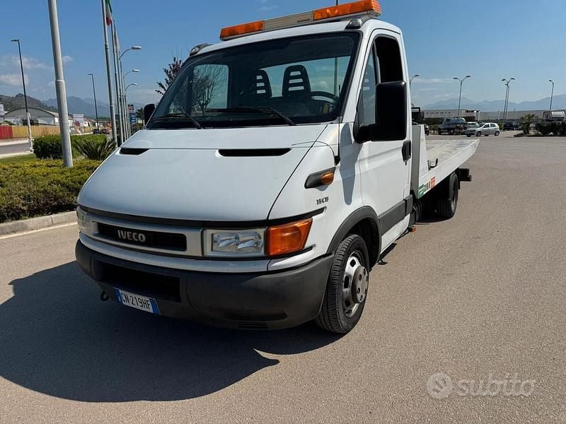Usata Iveco Daily 125 CV (91 kW) 2004 Berlina
