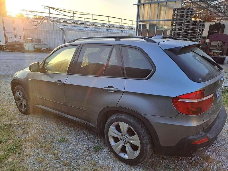 Usata BMW X5 218 CV (160 kW) 2007 SUV