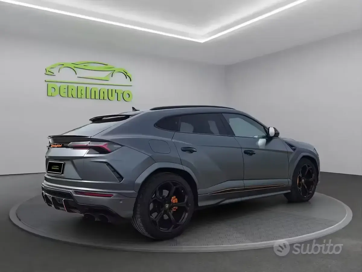 Usata Lamborghini Urus 650 CV (478 kW) 2019 Grigio SUV