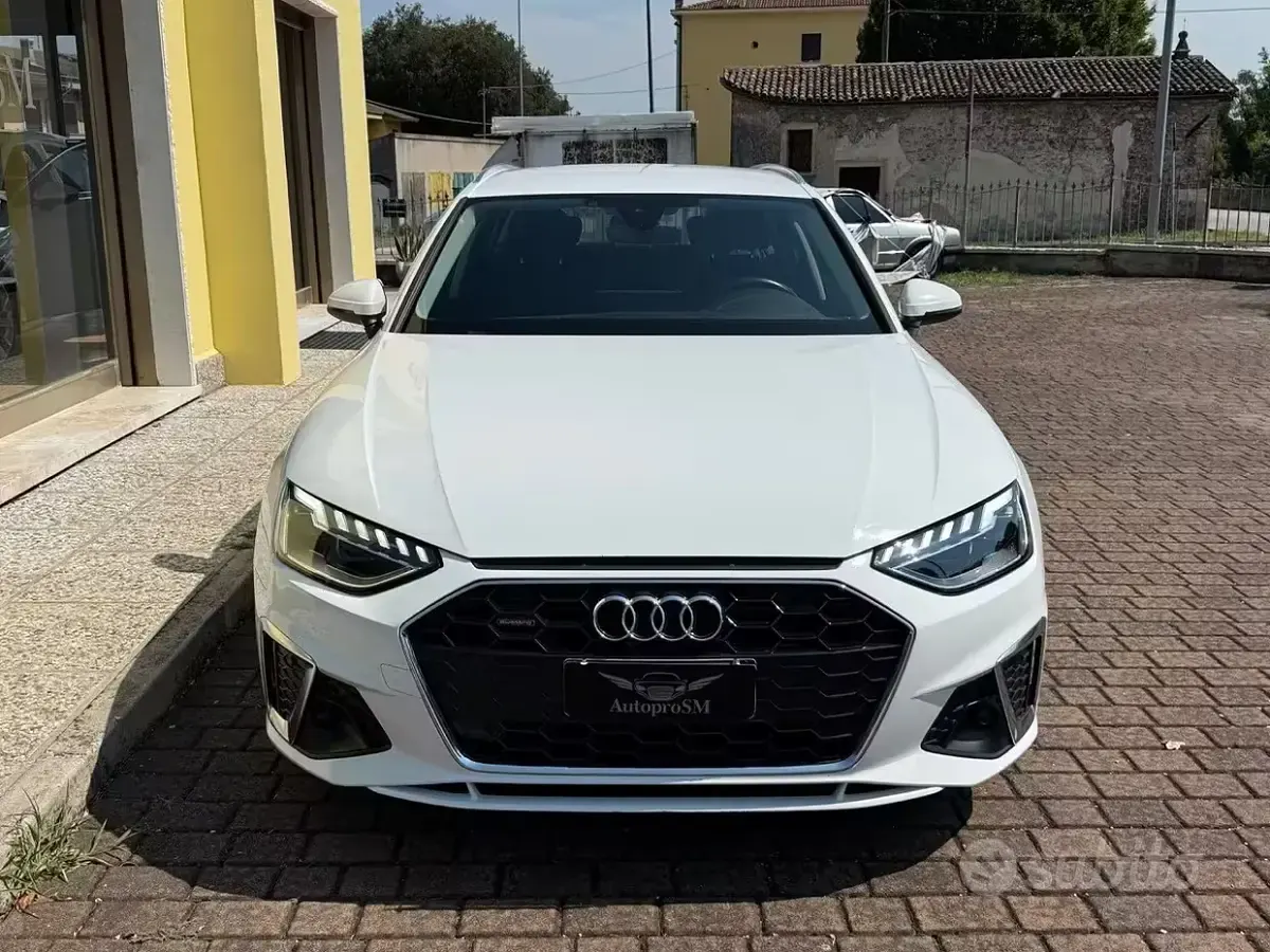 Usata Audi A4 S-Line 190 CV (139 kW) 2020 Bianco Station wagon