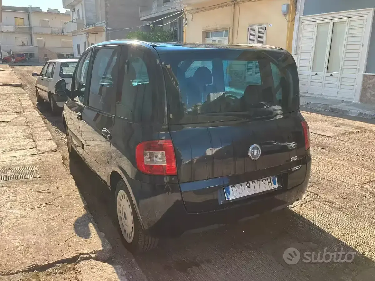 Usata Fiat Multipla 116 CV (85 kW) 2007 Nero Monovolume