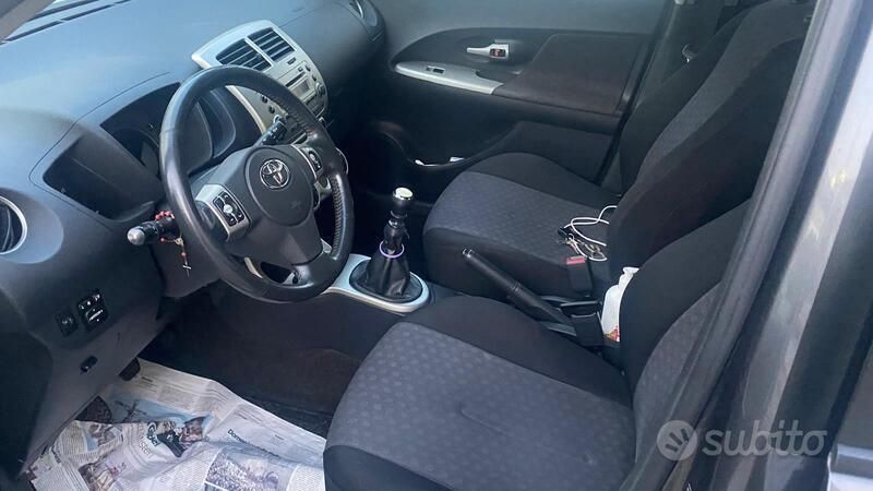 Usata Toyota Urban Cruiser 90 CV (66 kW) 2010 SUV