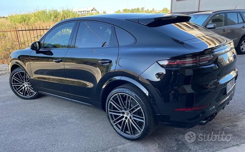 Usata Porsche Cayenne 340 CV (250 kW) 2019 Nero SUV