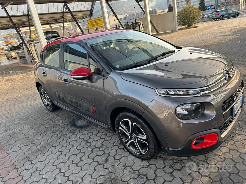 Grigio Usata 2020 Citroën C3 Shine Due volumi | 10.000 € - Immagine 1/4