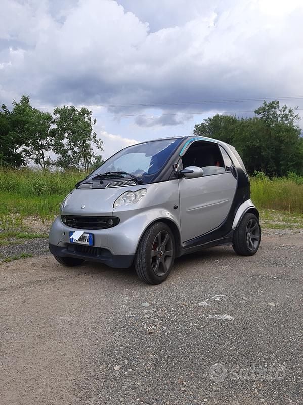 Grigio Usata 2005 Smart ForTwo Coupé Coupé | 2500 € - Immagine 1/4