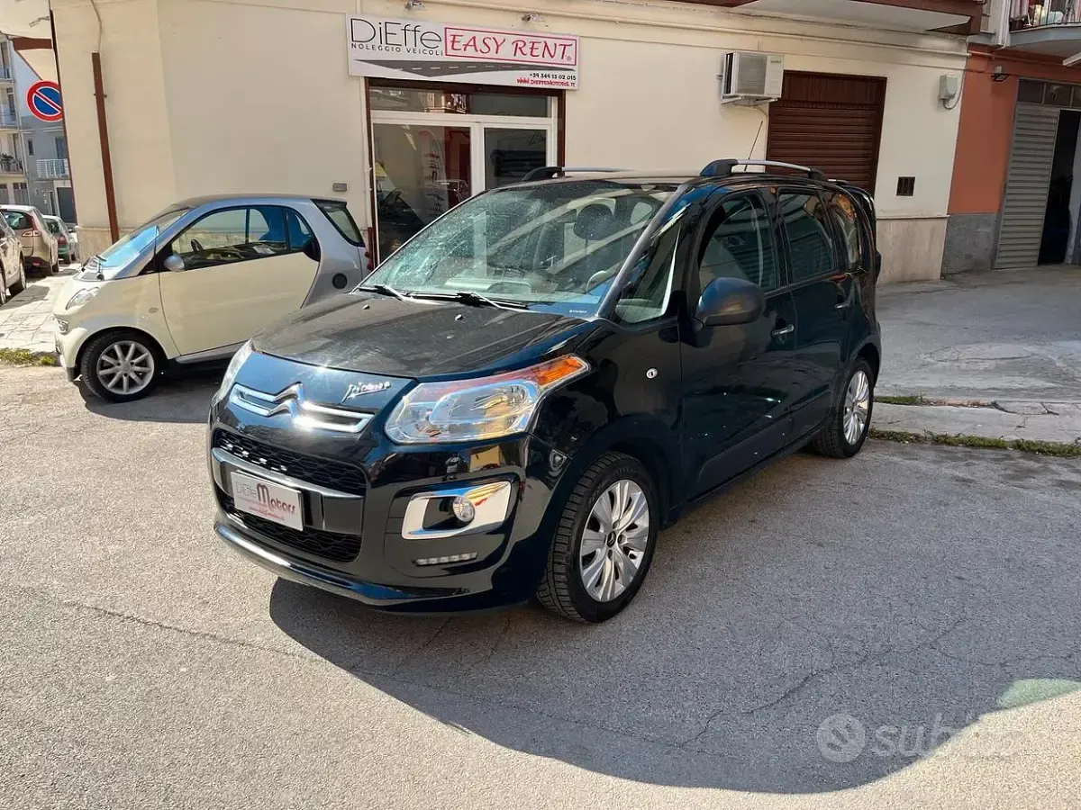 Usata Citroën C3 Picasso SELECTION 99 CV (72 kW) 2016 Nero Monovolume